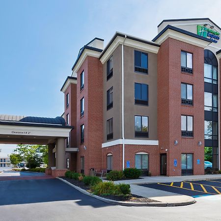 Holiday Inn Express Hotel & Suites Cleveland-Richfield By Ihg Brecksville Екстер'єр фото