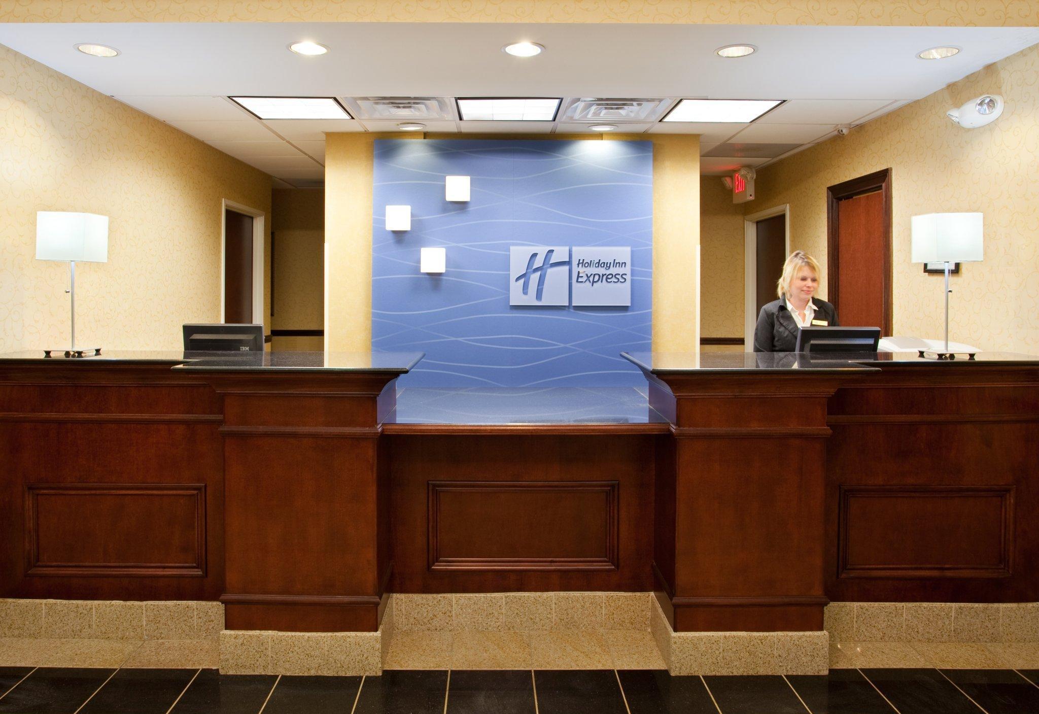 Holiday Inn Express Hotel & Suites Cleveland-Richfield By Ihg Brecksville Екстер'єр фото